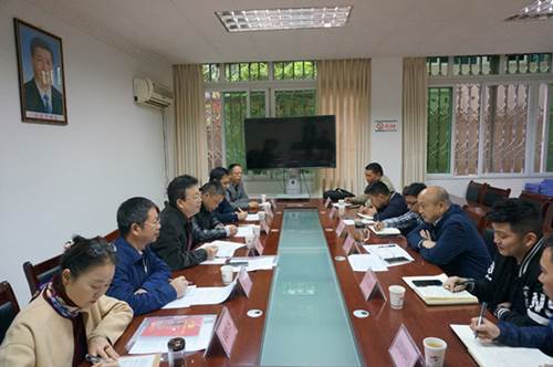 说明: https://www.cuit.edu.cn/News/image/2019/10/28/泸定县座谈会现场_1_2.jpg
