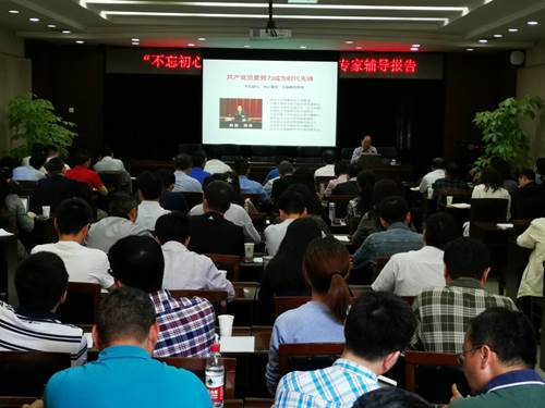 说明: https://www.cuit.edu.cn/News/image/2019/09/26/QQ图片20190926101153_meitu_1.jpg
